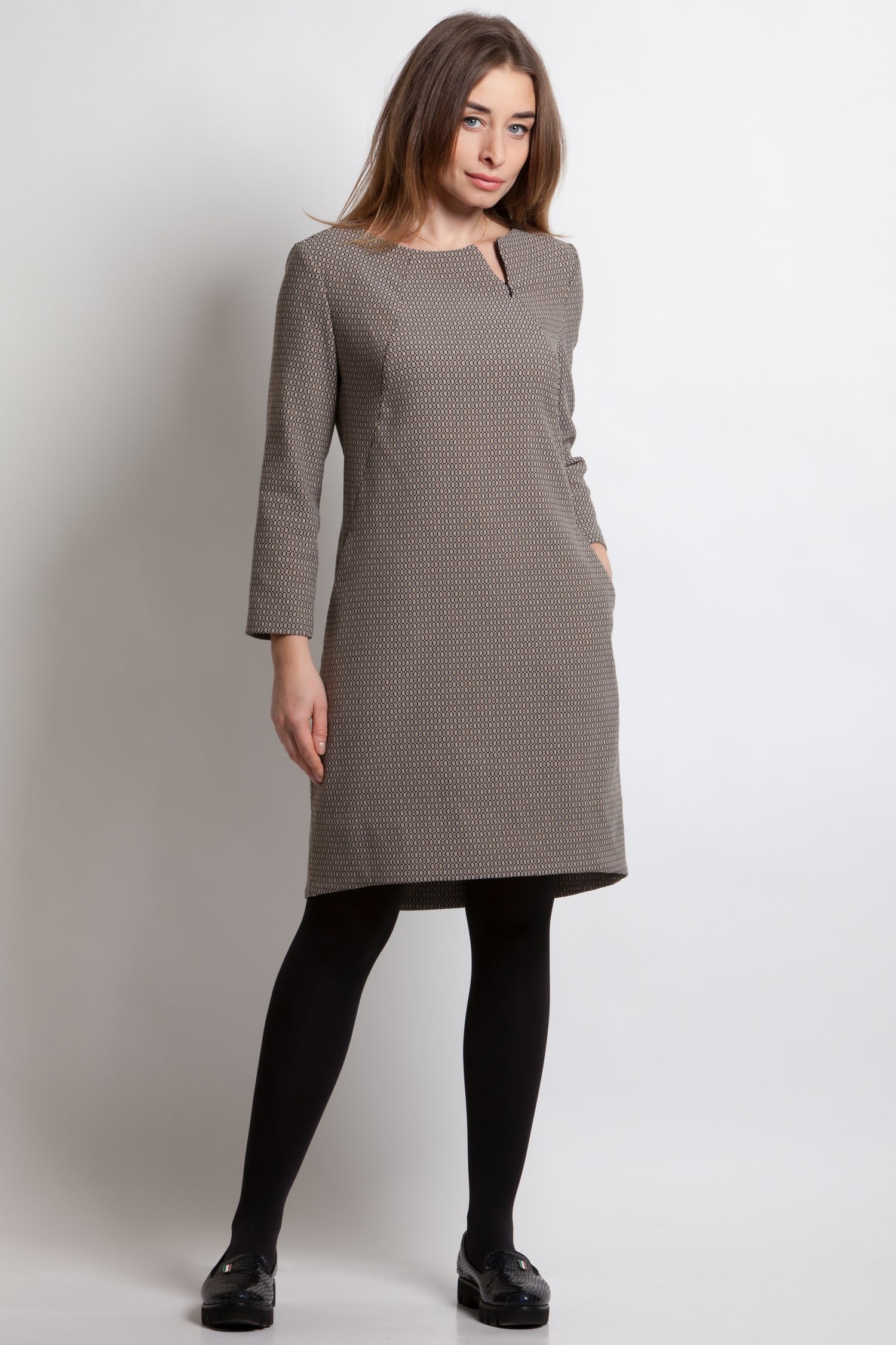 Stilīga īsa jaka,  krāsa pelēki brūna Magnolica