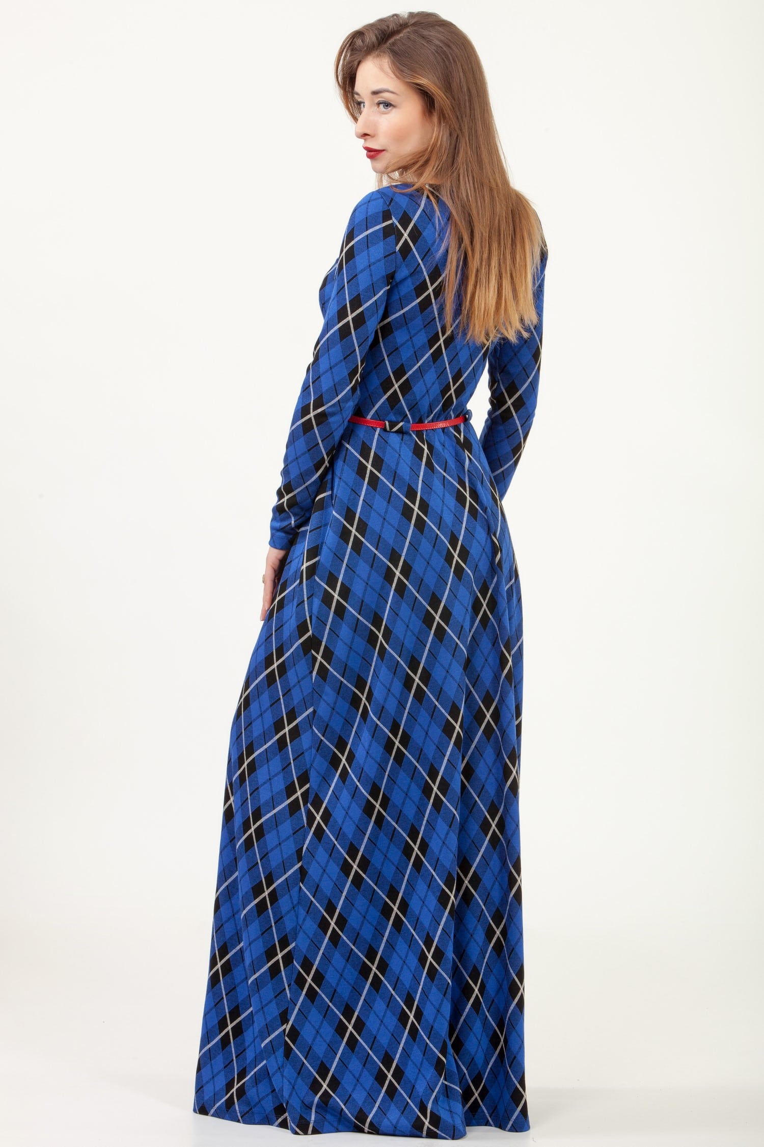 PAVASARA-VASARAS IKDIENAS KOSTIMS Magnolica