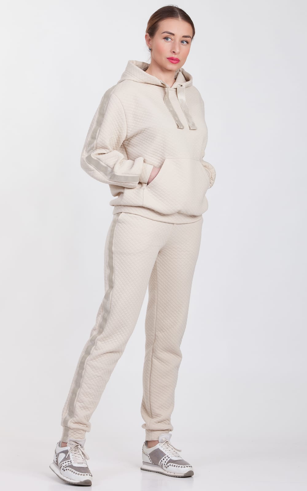 Silts, mājīgs KOSTIMS no mīksta auduma Magnolica