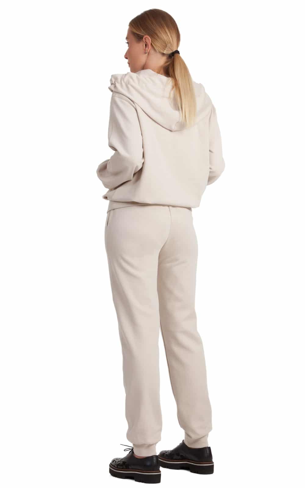 IKDIENAS PAVASARA KOSTIMS Magnolica