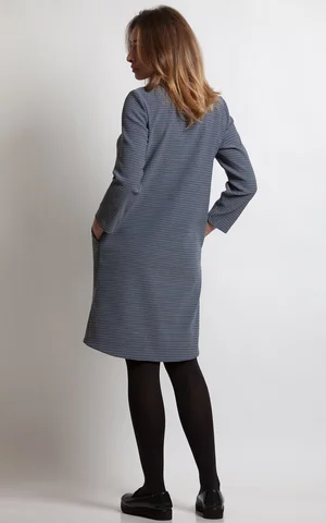 Melna vakara kokteilkleita Magnolica