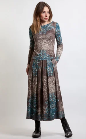 IKDIENAS  brūna KLEITA Magnolica