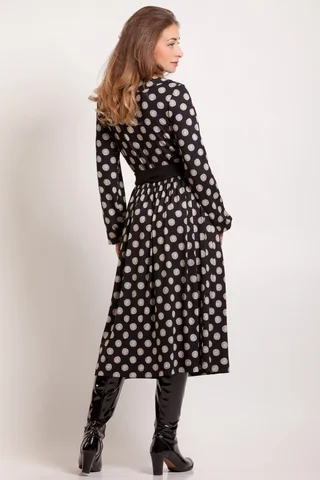 SILTS PASTAIGU SPORTA KOSTĪMS NO KOKVILNAS Magnolica