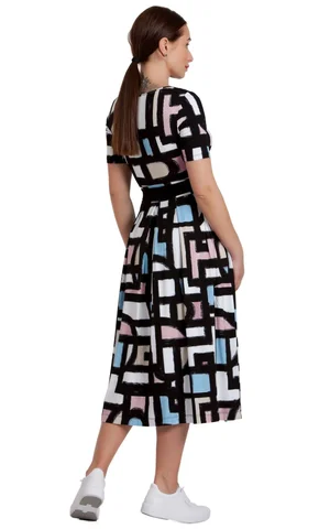 MELNBALTI SVITRAINS BIROJA KOSTIMS Magnolica