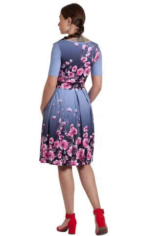 LIELISKA A- SILUETS KLEITA Magnolica