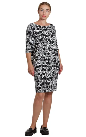 LIELISKA VASARAS KLEITA  Magnolica