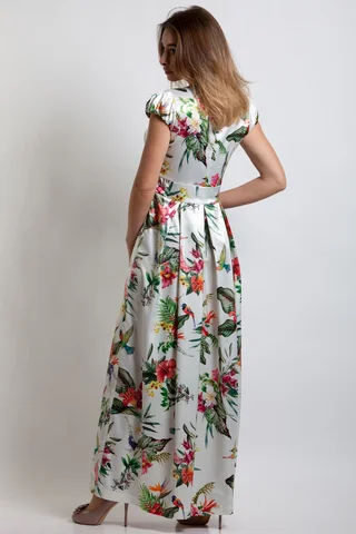 PAVASARA-VASARAS IKDIENAS KOSTIMS Magnolica