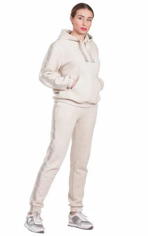 Silts, mājīgs KOSTIMS no mīksta auduma Magnolica