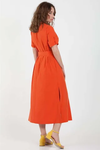 elegants skaists KOSTIMS Magnolica