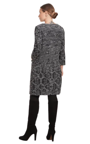 Mīkstinoša un barojoša sausa ķermeņa eļļa diamond rose 150 ml Magnolica