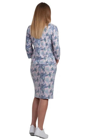 ĪSAIS HALATS NO VAFEĻU AUDUMA AR KAPUCI UN JOSTU,BALTA KRĀSA Magnolica